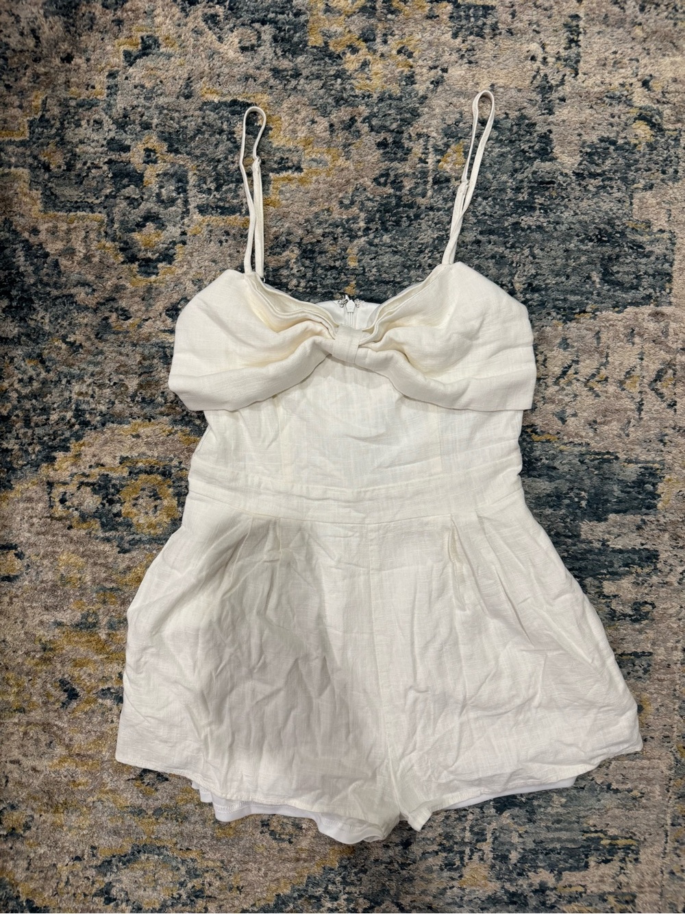 Altar’d state cream Spaghetti Strap Bow-Front Romper